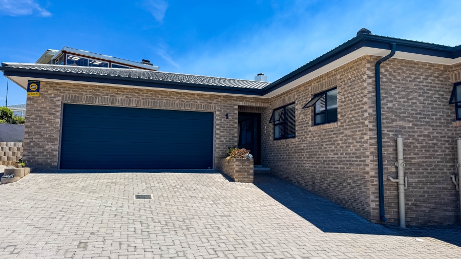 3 Bedroom Property for Sale in Dana Bay Western Cape